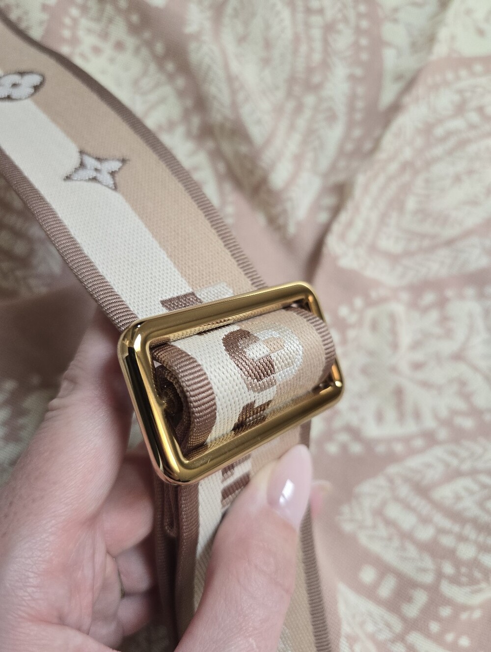 NEW Louis Vuitton Bandouliére Beige Guitar Strap - Picture 8 of 15